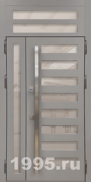 Полуторная дверь с фрамугой, остеклением, хромированной длинной ручкой (терморазрыв)